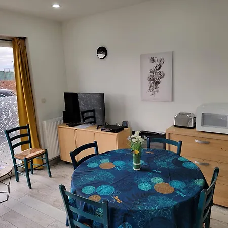 Les Du Ravel Apartment